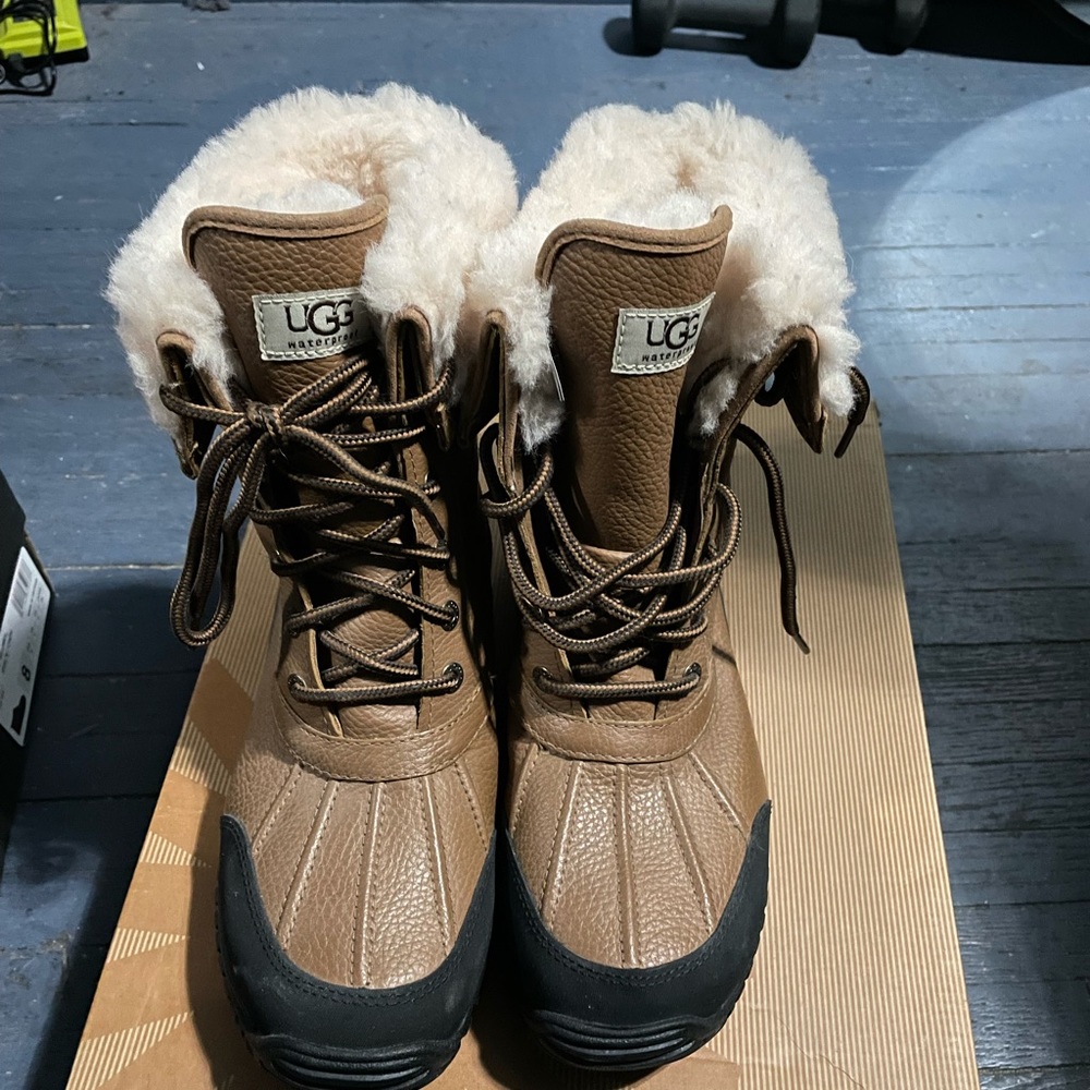 Ugg